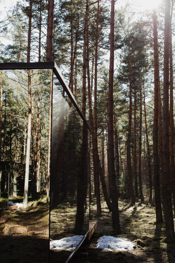 Oeoed Hoetels Laheranna Saera -With Sauna Ihasalu المظهر الخارجي الصورة